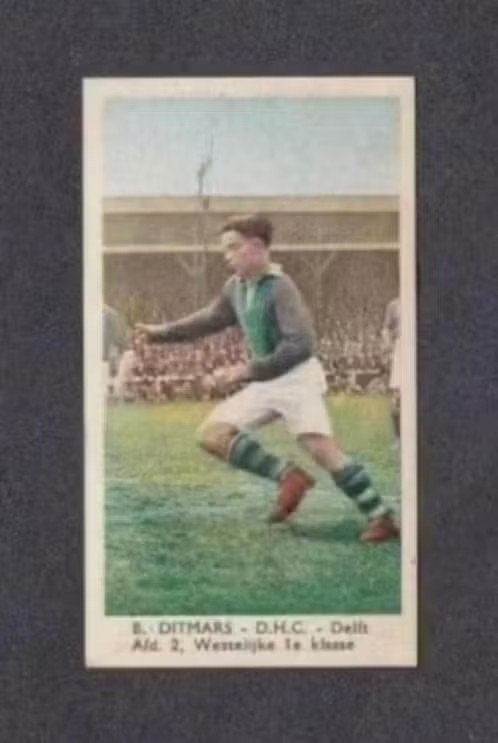 Voetbalplaatje B. Ditmars DHC Delft Jaren 30., Verzamelen, Ophalen of Verzenden, Zo goed als nieuw
