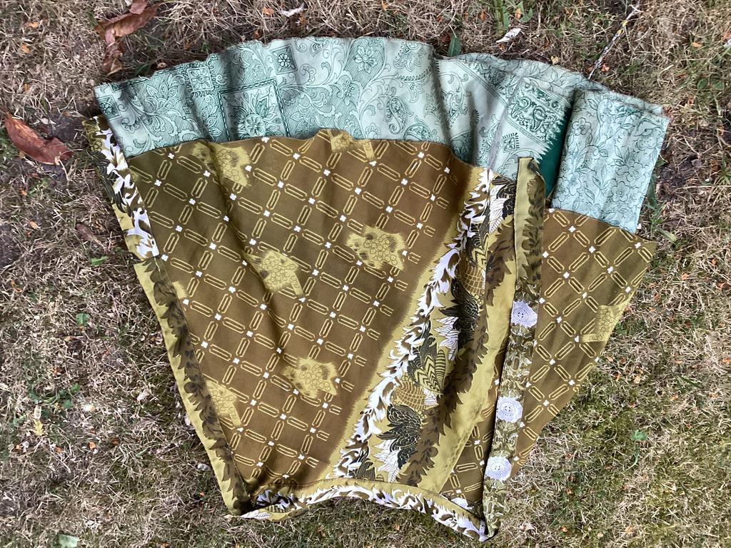 Zijden wijde rok, Kleding | Dames, Rokken, Ophalen of Verzenden, Zo goed als nieuw