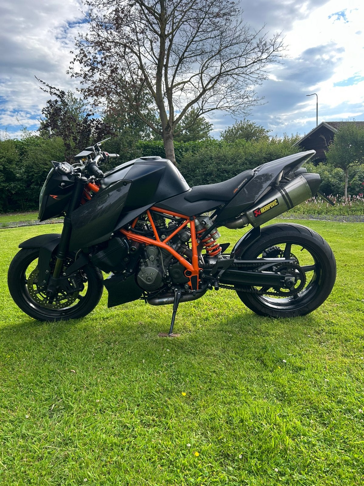 KTM 990 SuperDuke R | Akrapovič | Zeer Nette Motor, Motoren, 2 cilinders, Motorrijbewijs A, Particulier, Meer dan 35 kW