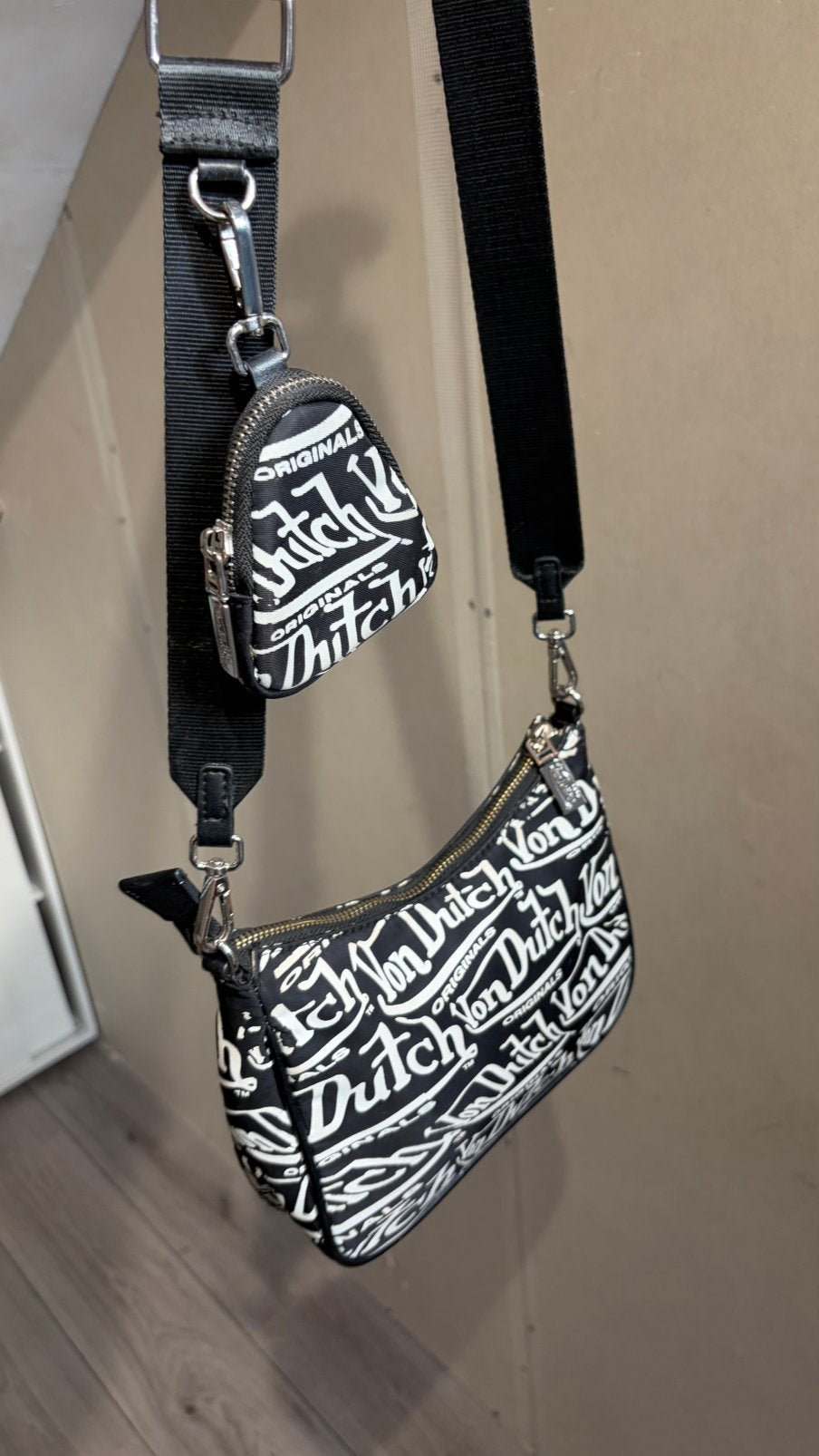 Von Dutch Shoulder Bag, Ophalen of Verzenden, Zo goed als nieuw, Zwart, Overige merken