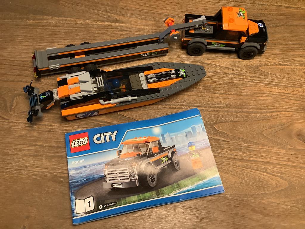 60085 lego auto met speedboot, Ophalen of Verzenden, Zo goed als nieuw