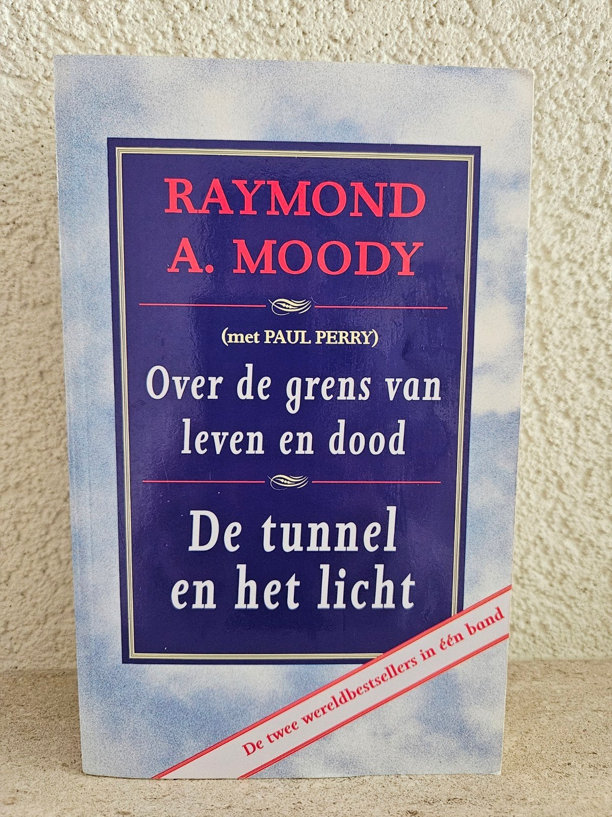 Raymond A. Moody - Over de grens van leven en dood, Ophalen of Verzenden