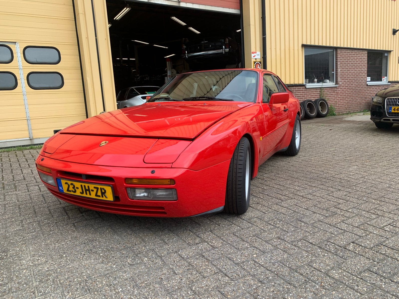Porsche 944 2.5 Turbo U9 1990 Rood, Auto's, Achterwielaandrijving, 4 cilinders, 1200 kg, Handgeschakeld