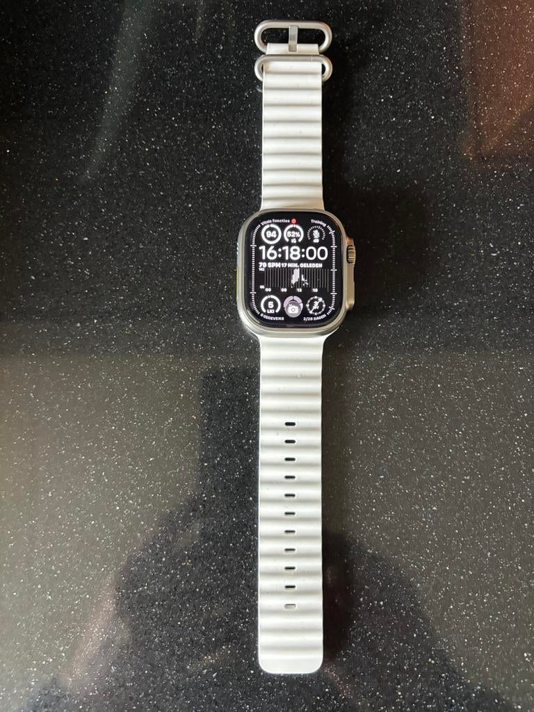 Apple Ultra 2 als nieuw en 4 Ocean banden, accu 100%, Ophalen of Verzenden, Zo goed als nieuw, Overige accessoires