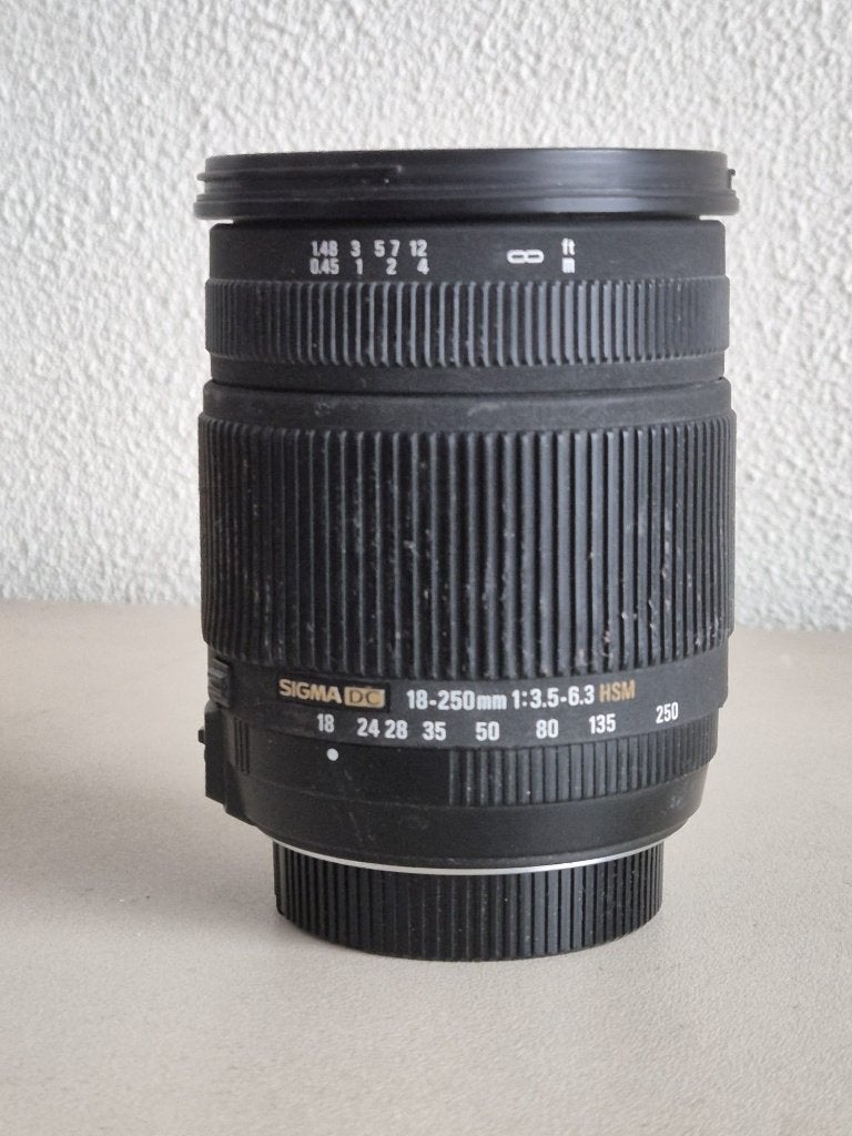 Sigma DC 18-250 mm F 3.5-6.3 HSM / Nikon vatting, Sigma, Nikon F-mount, Niet werkend, Zoom