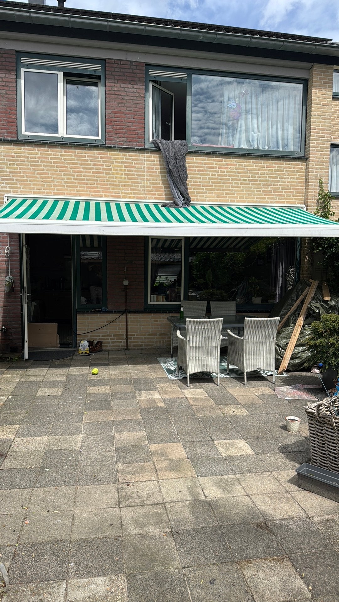 Elektronische zonnescherm 5.35 breed, 150 tot 300 cm, Ophalen of Verzenden, Zo goed als nieuw, Knikarmscherm