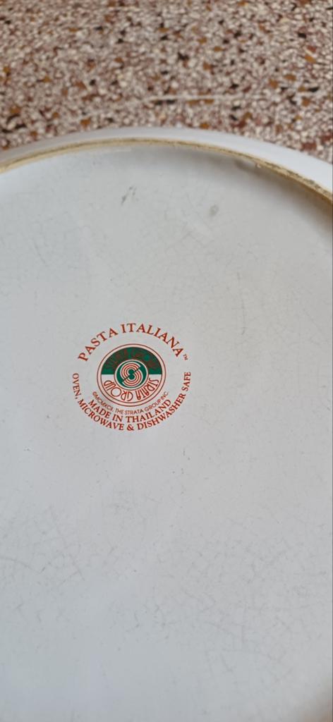 Grote Pastaschaal - Zo Goed als Nieuw, Huis en Inrichting, Keuken | Servies, Keramiek, Ophalen of Verzenden, Overige stijlen, Schaal of Schalen