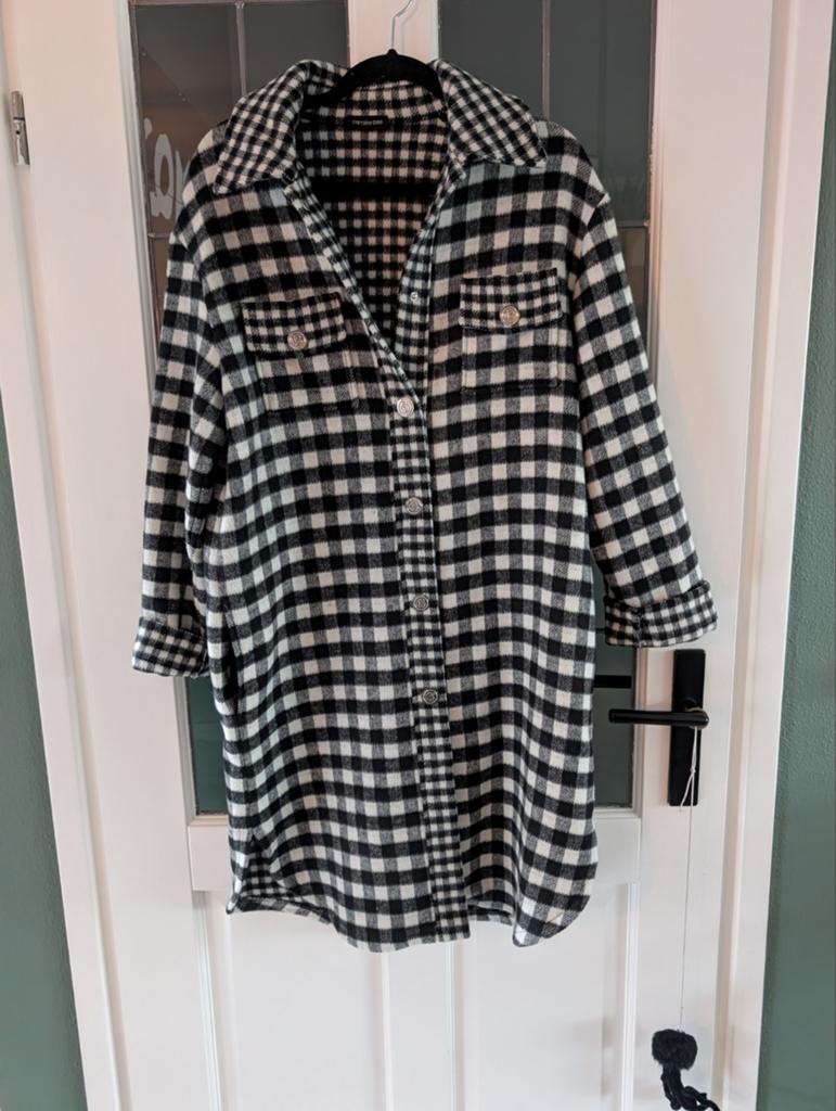 Zwart-wit geruite lange blouse/jas van Caroline Biss, Maat 38/40 (M), Zwart, Ophalen of Verzenden, Zo goed als nieuw