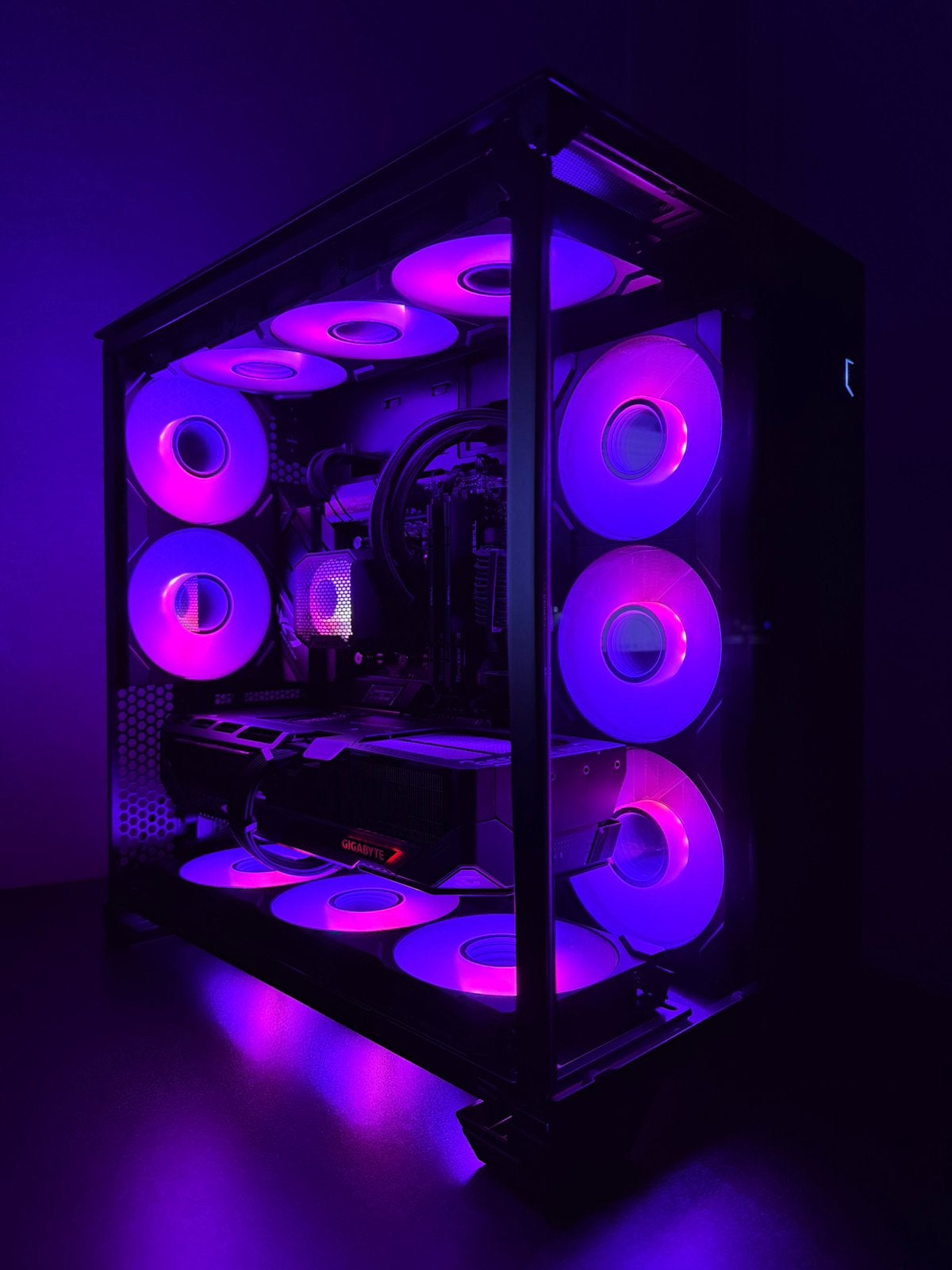 Game PC HIGH END - RTX 5080 - Ryzen 7 9800X3D - 48GB DDR5, 64 GB of meer, Info@gametechpc.nl, Gaming computer rtx 5070 9950x3d intel ultra