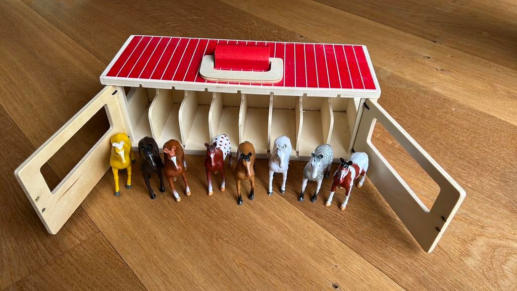 Melissa & Doug Houten Paardenstal Speelset met 8 Paarden, Kinderen en Baby's, Speelgoed | Houten speelgoed, Ophalen, Gebruikt
