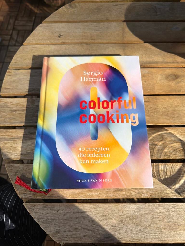 Colorful Cooking - Sergio Herman kookboek, Ophalen of Verzenden, Zo goed als nieuw, Nederland en België, Voorgerechten en Soepen