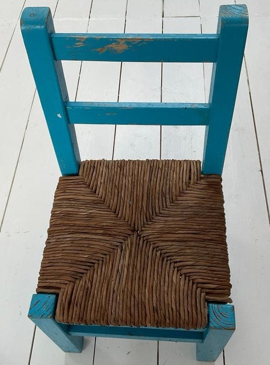 Vintage Kinderstoeltje met rieten zitting, Kinderen en Baby's, Kinderstoelen, Ophalen of Verzenden, Gebruikt, Overige typen