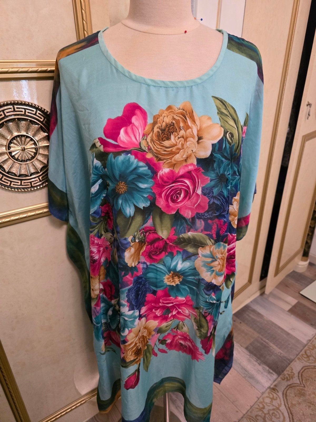 Zomerse Kaftan met Bloemenprint - Maat L, Meerkleurig, Maat 42/44 (L), Ophalen of Verzenden, Knielengte