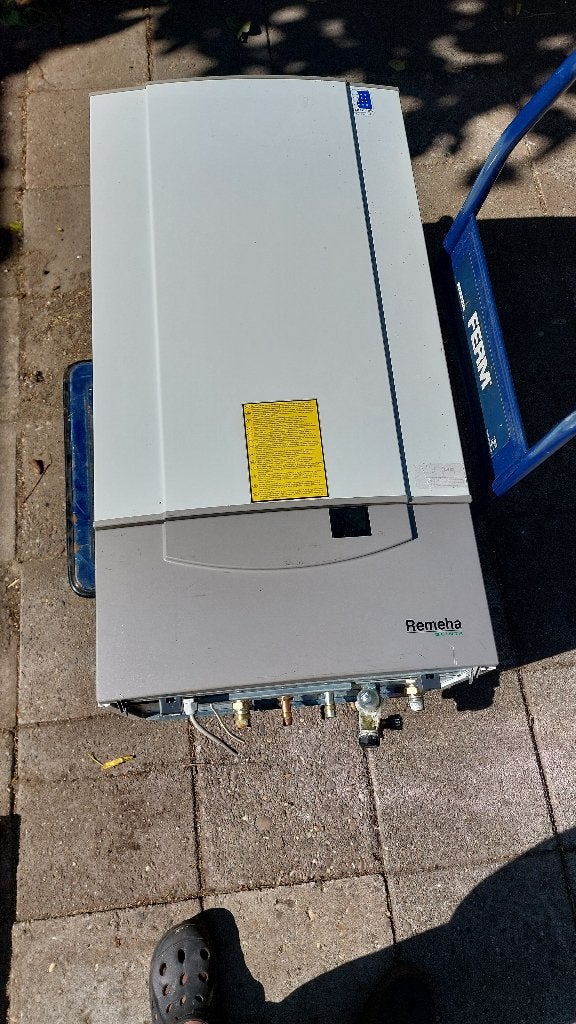 Remeha Quinta 28C CV-ketel,Werkend, wegens vervanging, Ophalen, 30 tot 80 cm, Gebruikt, Cv-ketel of Combi-ketel