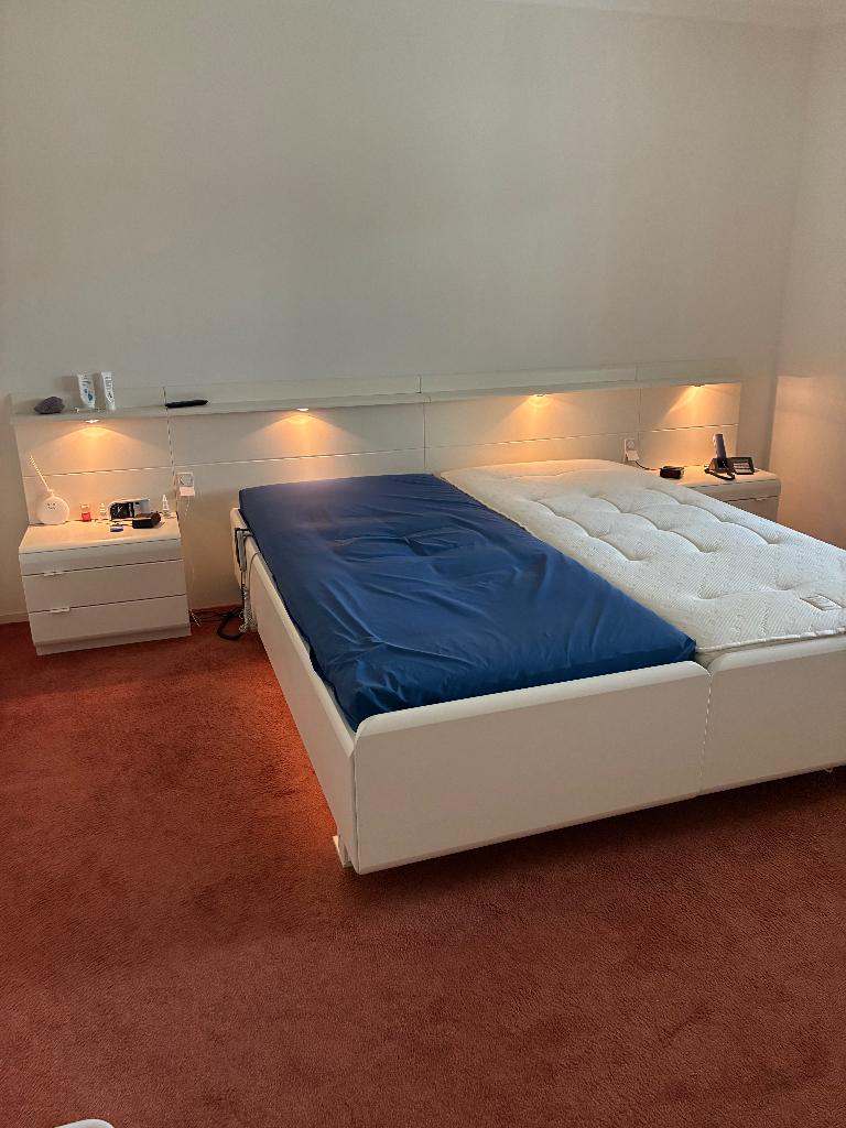 2 persoons bed met achterwand en ladekastjes, Ophalen, 210 cm, Tweepersoons, 180 cm