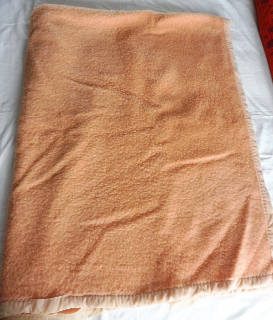 Mooie wollen FWAB deken 170 x 220 cm wol plaid kleed, Ophalen, Gebruikt