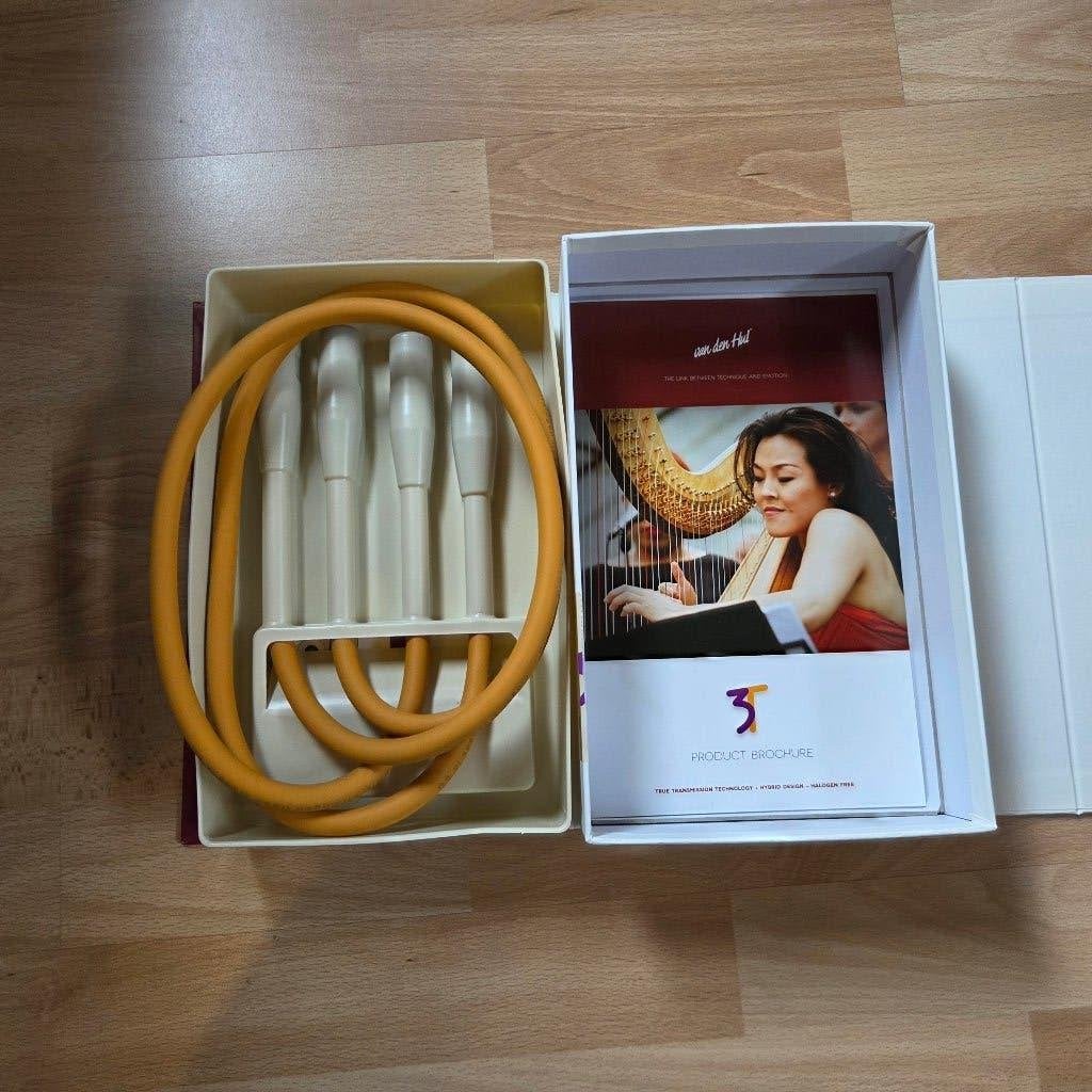 Van den Hul The Mountain XLR interlinks 1m incl verpakt, Ophalen of Verzenden, Zo goed als nieuw, Minder dan 2 meter, Interlink-kabel