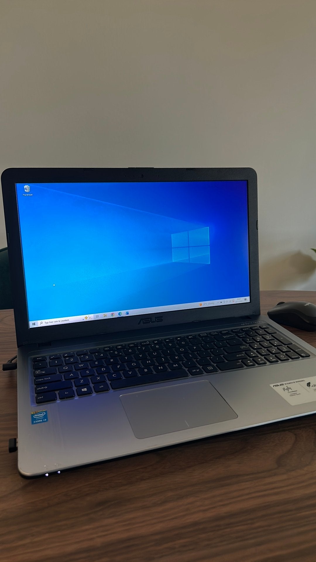 ASUS laptop | Intel i3 | 6 GB RAM | 240 GB SSD | Windows 10, Ophalen, Gebruikt, 2 tot 3 Ghz, SSD