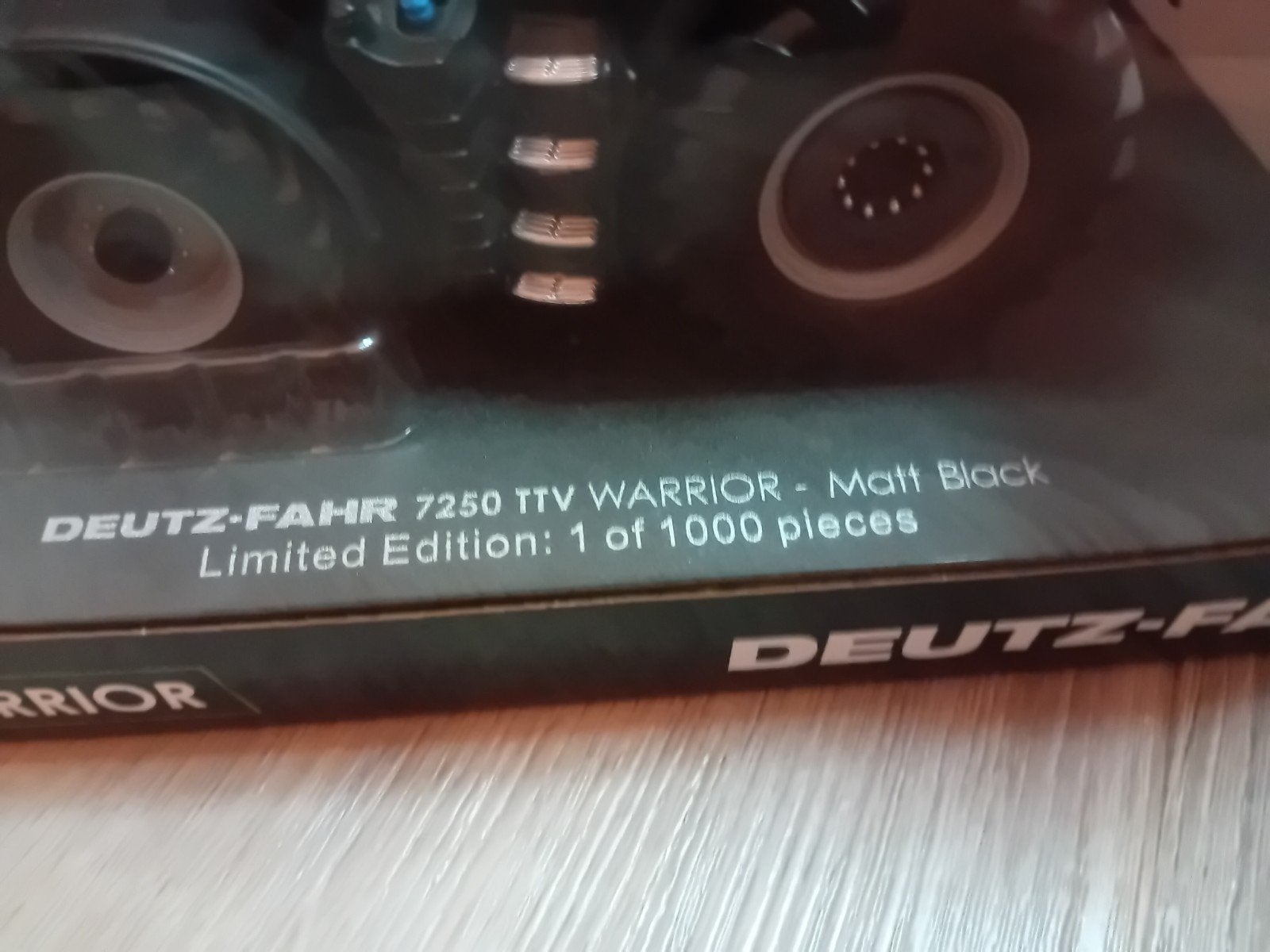 deutz 7250 ttv warrior mat zwart UH 1.32, Ophalen of Verzenden, Nieuw, Tractor of Landbouw, Universal Hobbies