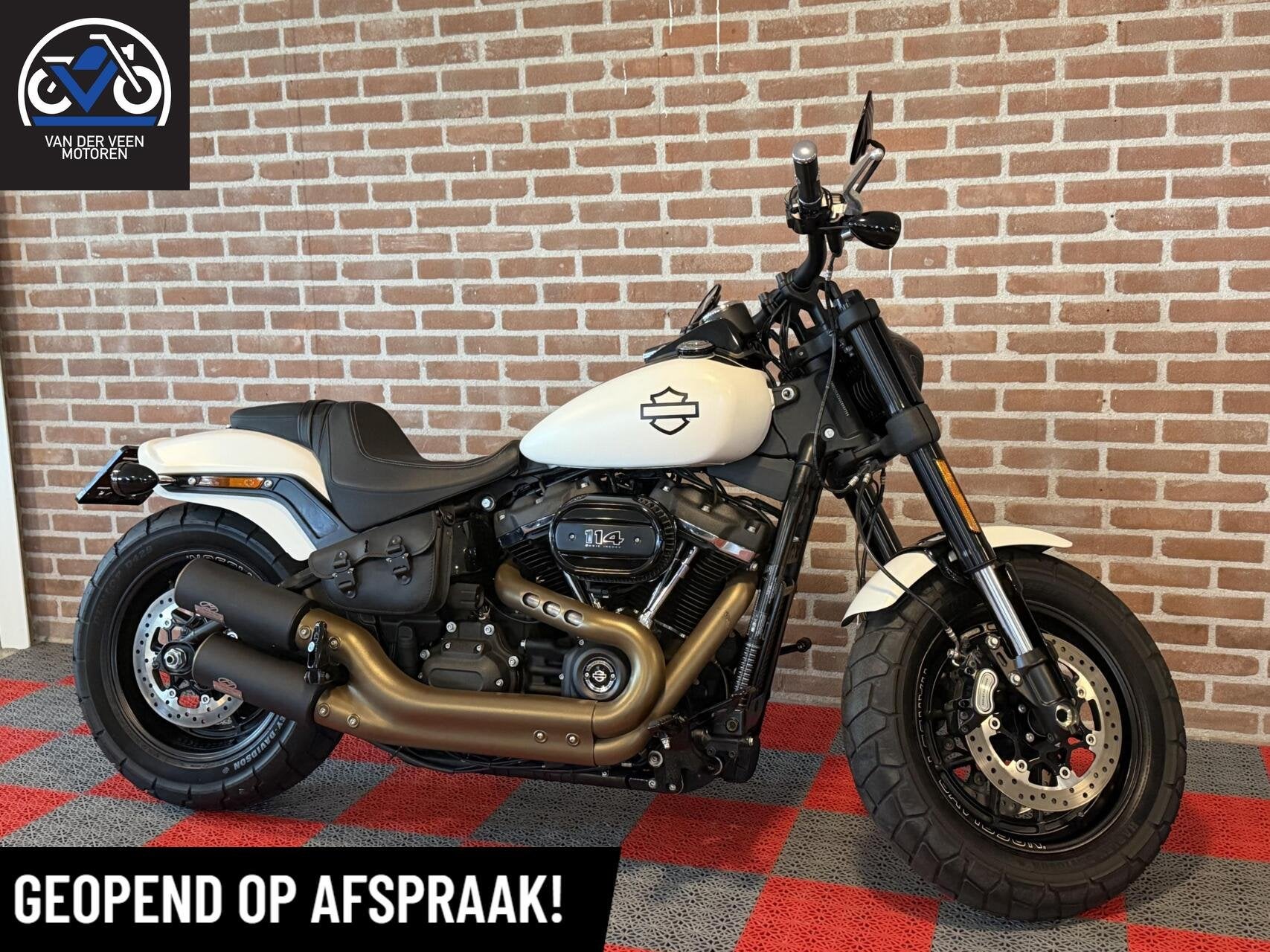 Harley Davidson 114 Fat Bob, 5HD, Dr Jekyll/Mr Hyde uitlaat!, Motoren, Chopper, ABS, Meer dan 35 kW, Gebruikt