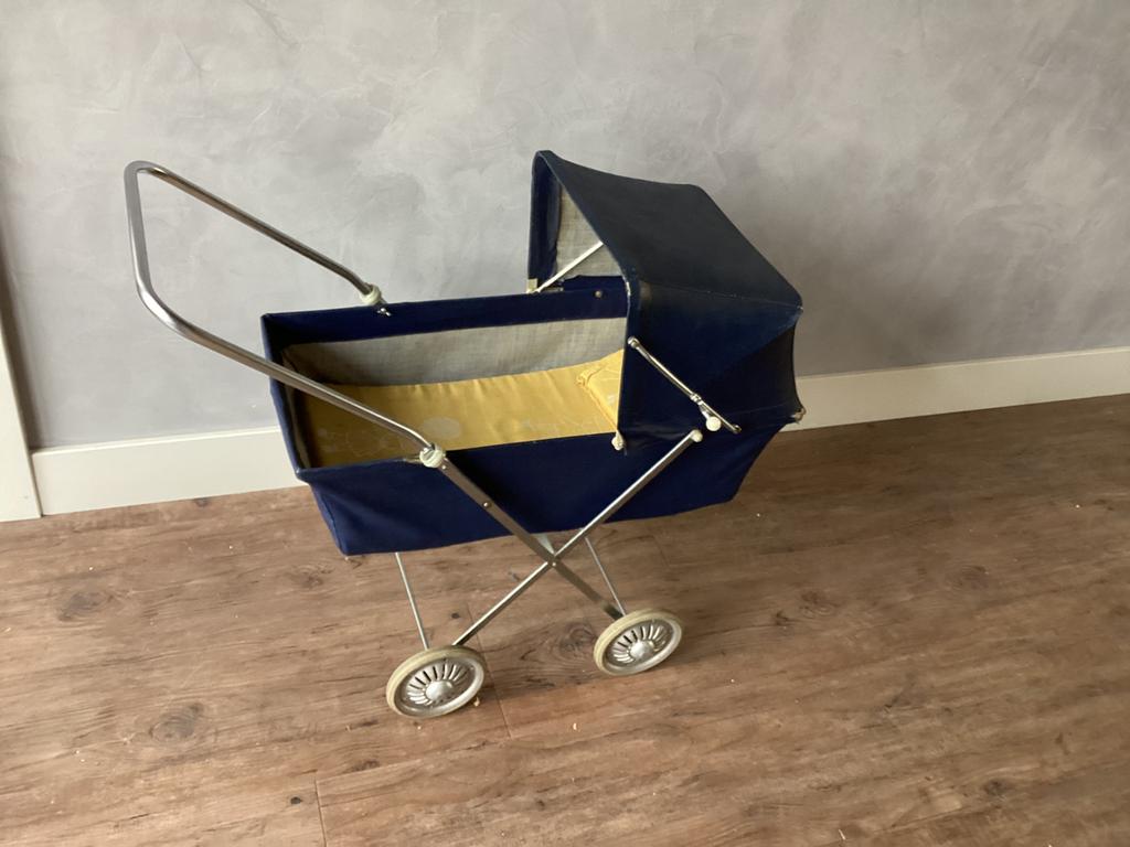 Poppenwagen blauw vintage jaren 60, Ophalen