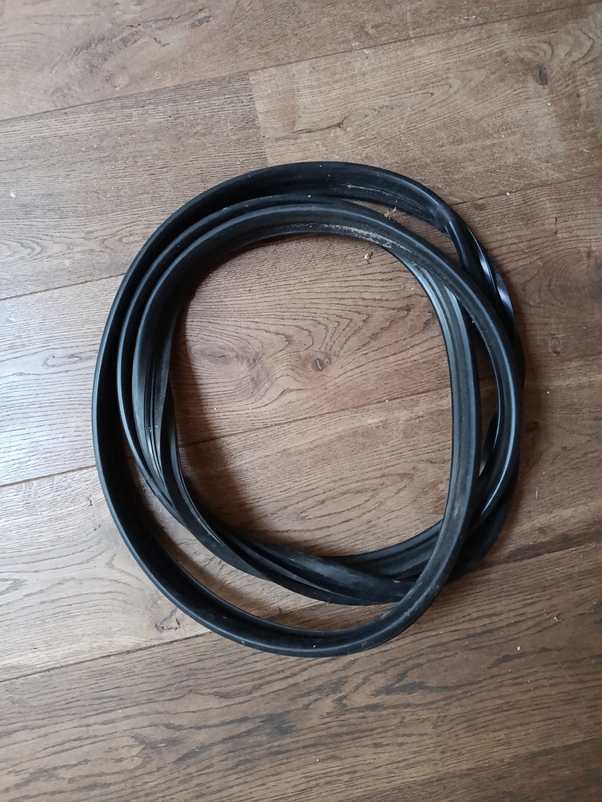 Nieuw voorruit rubber GMC Suburban, Ophalen of Verzenden, Nieuw, Minder dan 2 meter