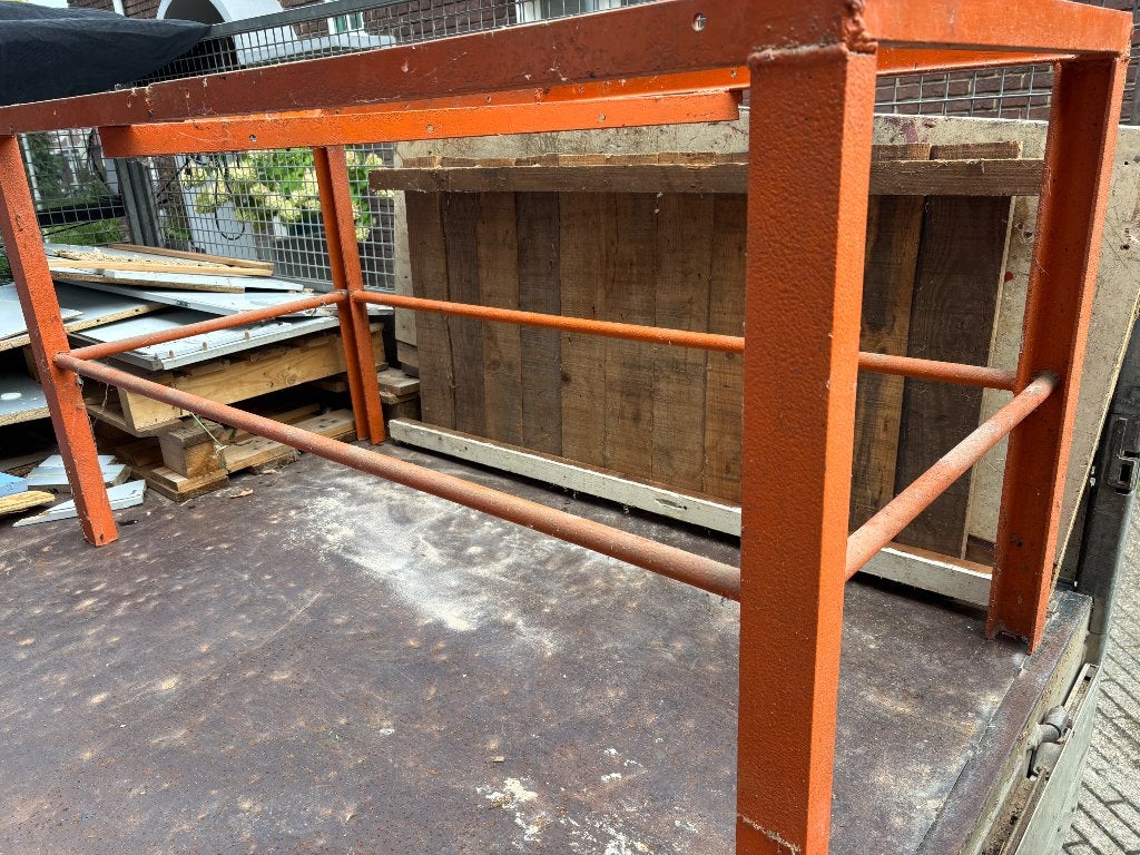 Stalen werkbank met houten blad en tussenblad, Doe-het-zelf en Verbouw, Werkbanken, Ophalen, Gebruikt