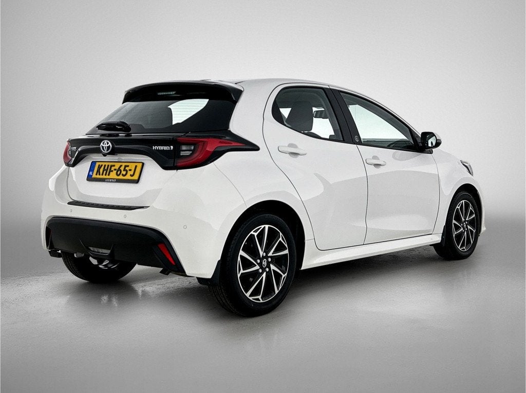 Toyota Yaris 1.5 Hybrid Dynamic Limited + | Dealeronderhoude, 12 maanden, Gebruikt, Wit, 1490 cc