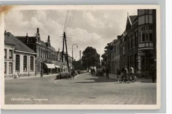 Veenendaal Hoogstraat Weijers Schoenen rechts st 1961, Ophalen of Verzenden, 1940 tot 1960, Gelopen, Utrecht