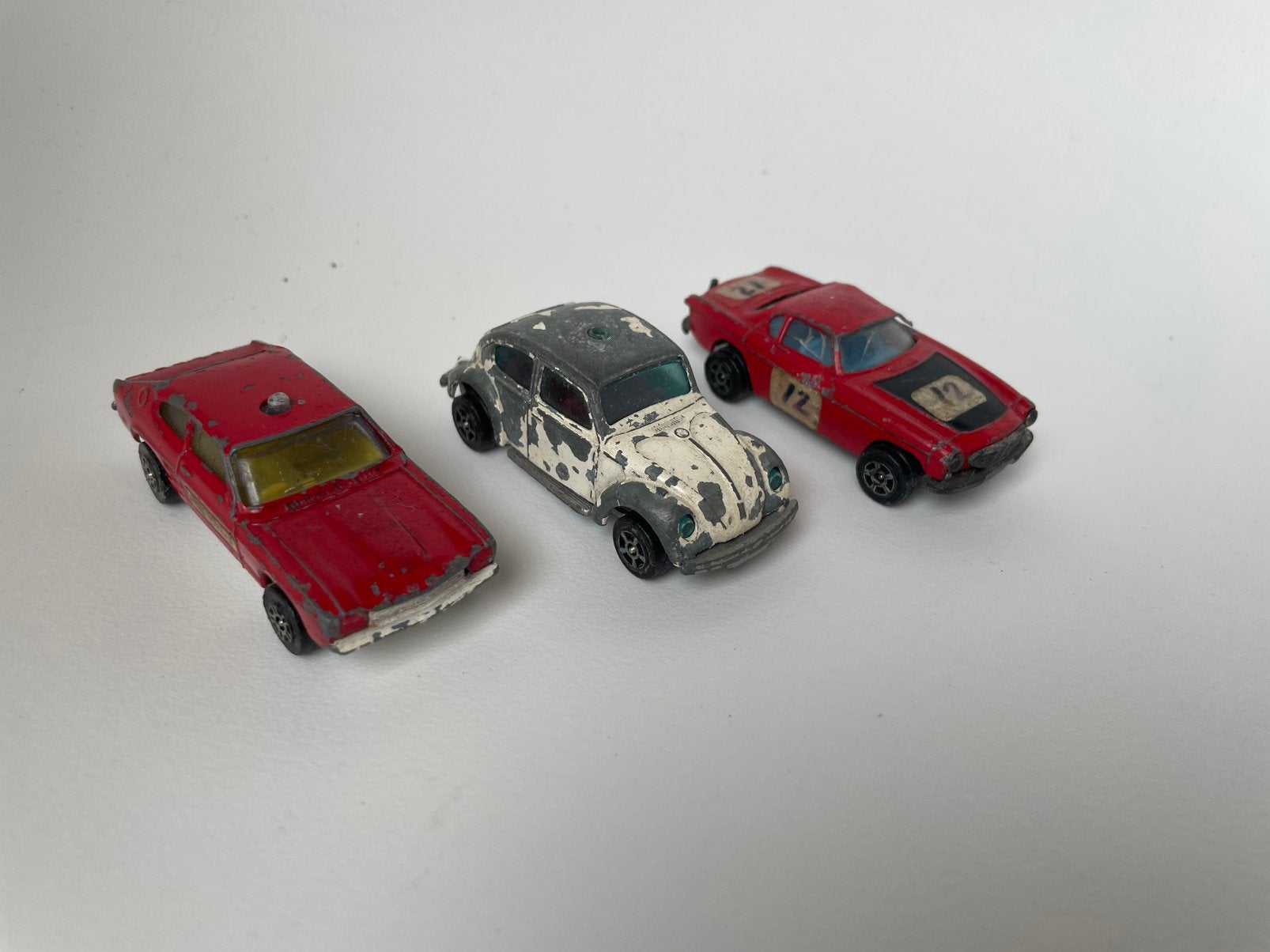 Lotje Corgi Ford Capri VW 1300 kever Volvo P 1800 1/50, Ophalen of Verzenden, Gebruikt, Auto, Corgi