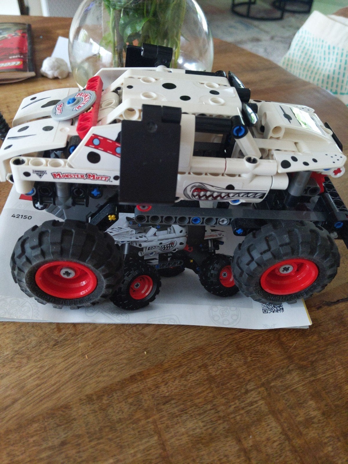 Monster mutt 42150, Ophalen of Verzenden, Overige schalen, Auto offroad