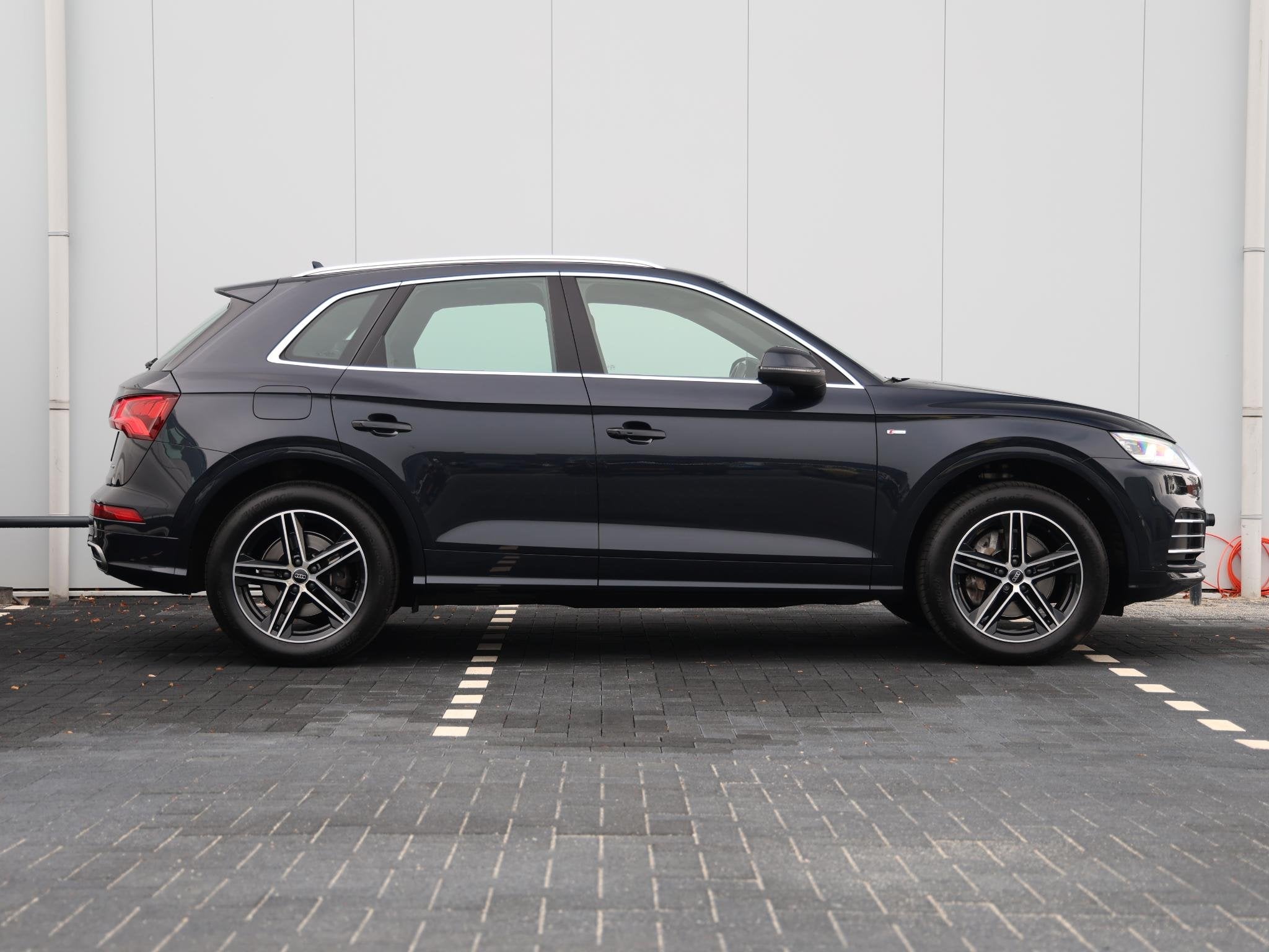 Audi Q5 2.0 TFSI quattro Sport S Line Edition | Virtual cock, Auto's, Automaat, 4 cilinders, Blauw, Leder en Stof