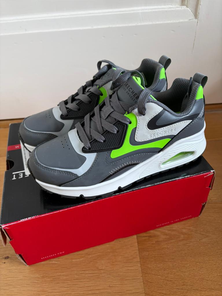 Skechers nieuw maat 35, Schoenen, Nieuw, Ophalen of Verzenden, Jongen