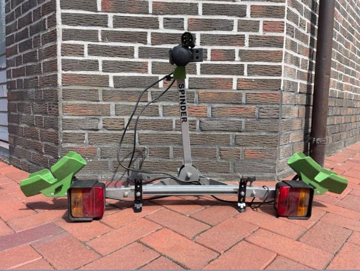 Spinder Colibri Fietsendrager voor een fiets op de trekhaak, Elektrische fiets, Verzenden, Zo goed als nieuw, 1 fiets