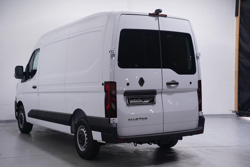 Renault Master 2.0 dCi 130 pk L2H2 Incl. BPM ex BTW, Apple C, Auto's, Bestelauto's, Stof, Gebruikt, 4 cilinders, Renault