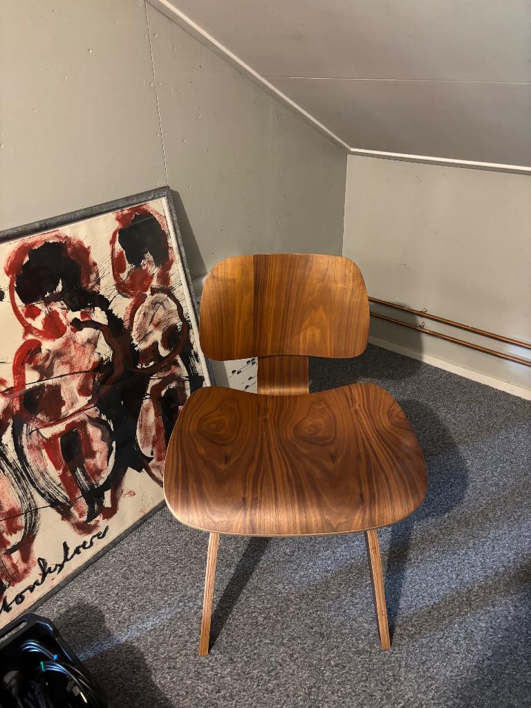 Houten design stoel replica, Ophalen, Bruin, Zo goed als nieuw, Eén