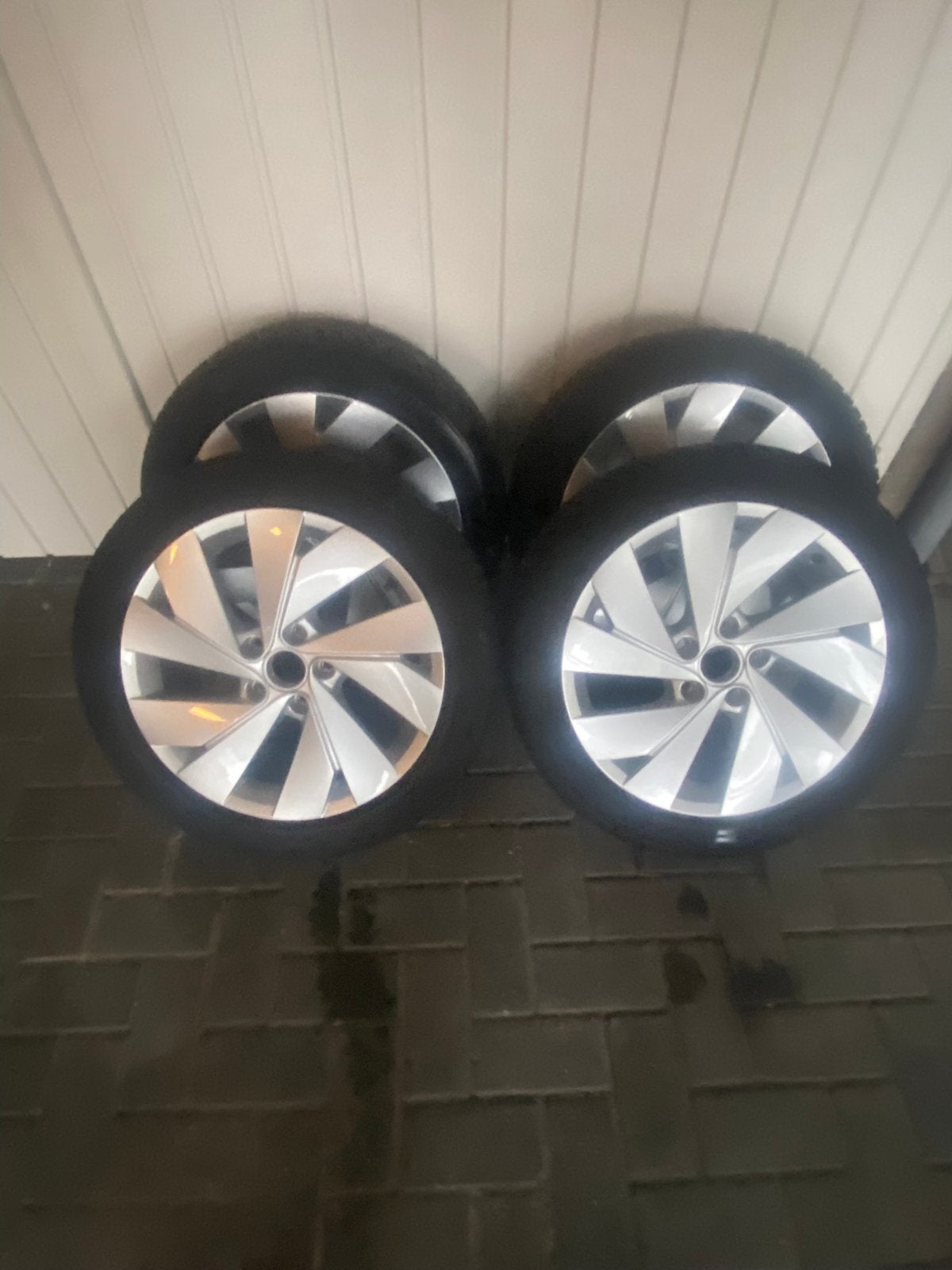Originele VW Golf 8 17 inch Belmont winterwielen, Ophalen