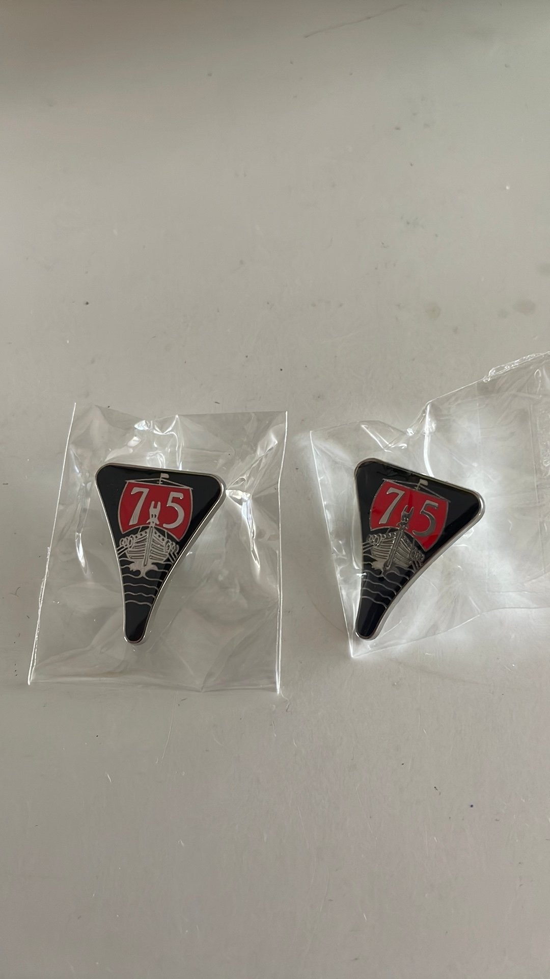 Rover 75 Pins - Nieuw in verpakking, Ophalen, Nieuw, Merk, Speldje of Pin
