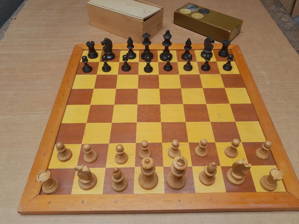 houten schaak en damspel, Ophalen of Verzenden, Gebruikt