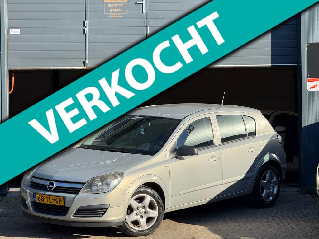 Opel Astra 1.6 Edition Airco/Trekhaak, Auto's, Voorwielaandrijving, 15 km/l, Gebruikt, 4 cilinders
