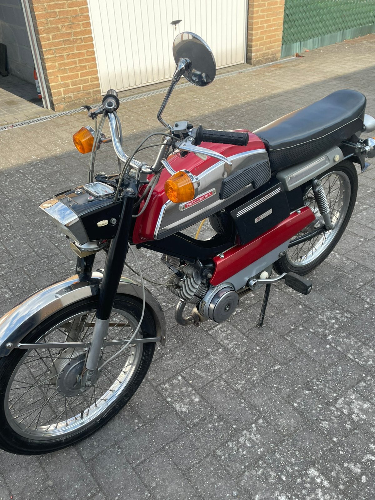 Motobecane motorcomfort sp 93 dl, Maximaal 45 km/u, 0 versnellingen, 50 cc, Ophalen