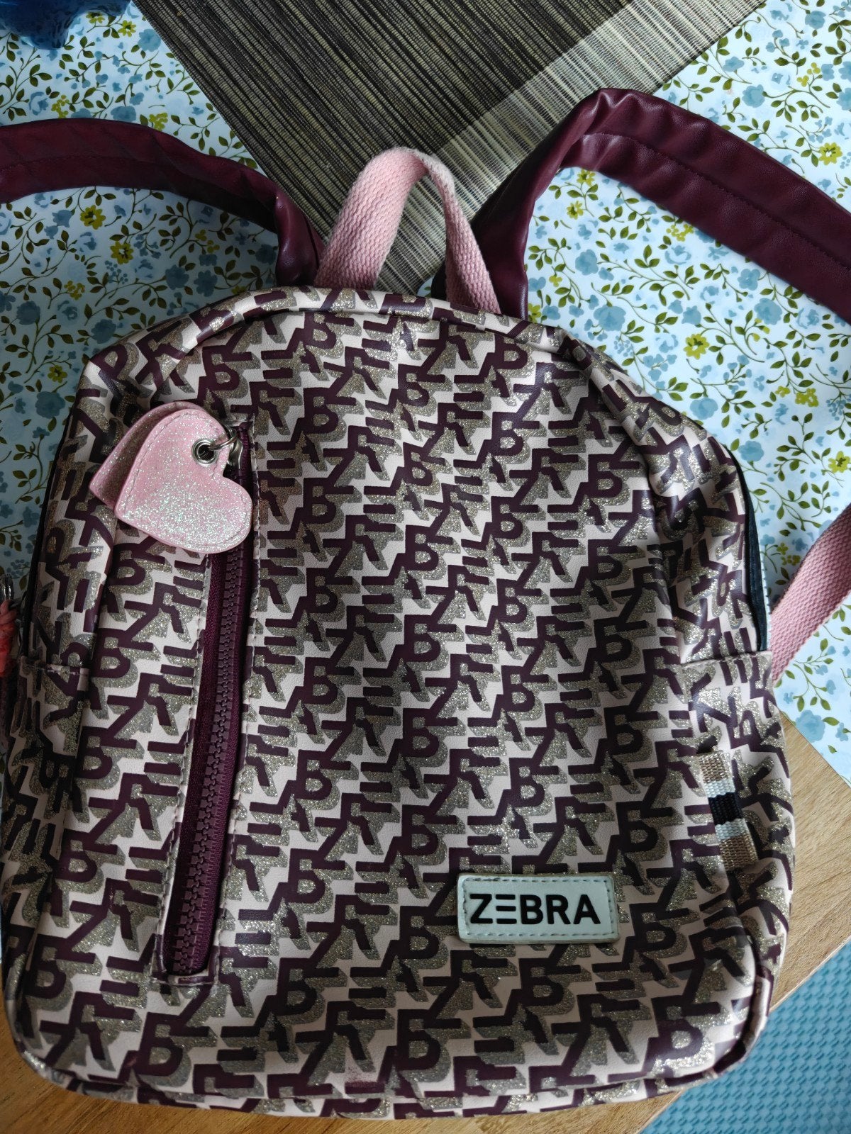Zebra schooltas/rugzak met hartje, Overige merken, Gebruikt, Minder dan 30 cm, Ophalen of Verzenden