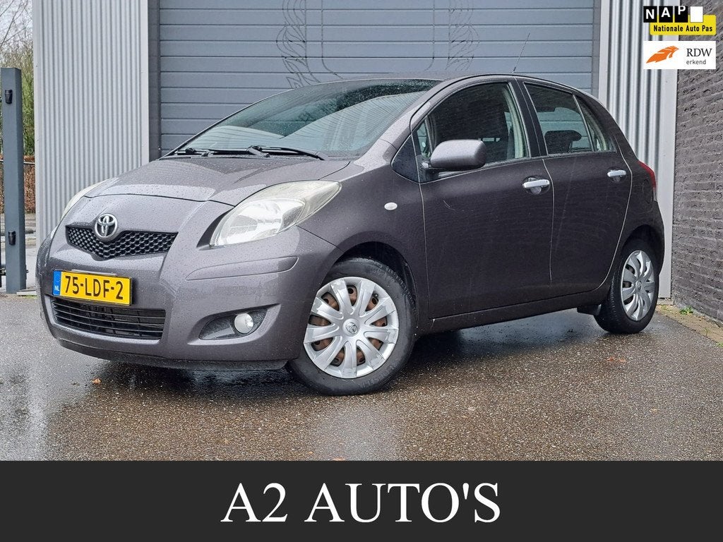 Toyota Yaris 1.3 VVTi Aspiration Ecc|Nap, Voorwielaandrijving, 1025 kg, 4 cilinders, Bedrijf