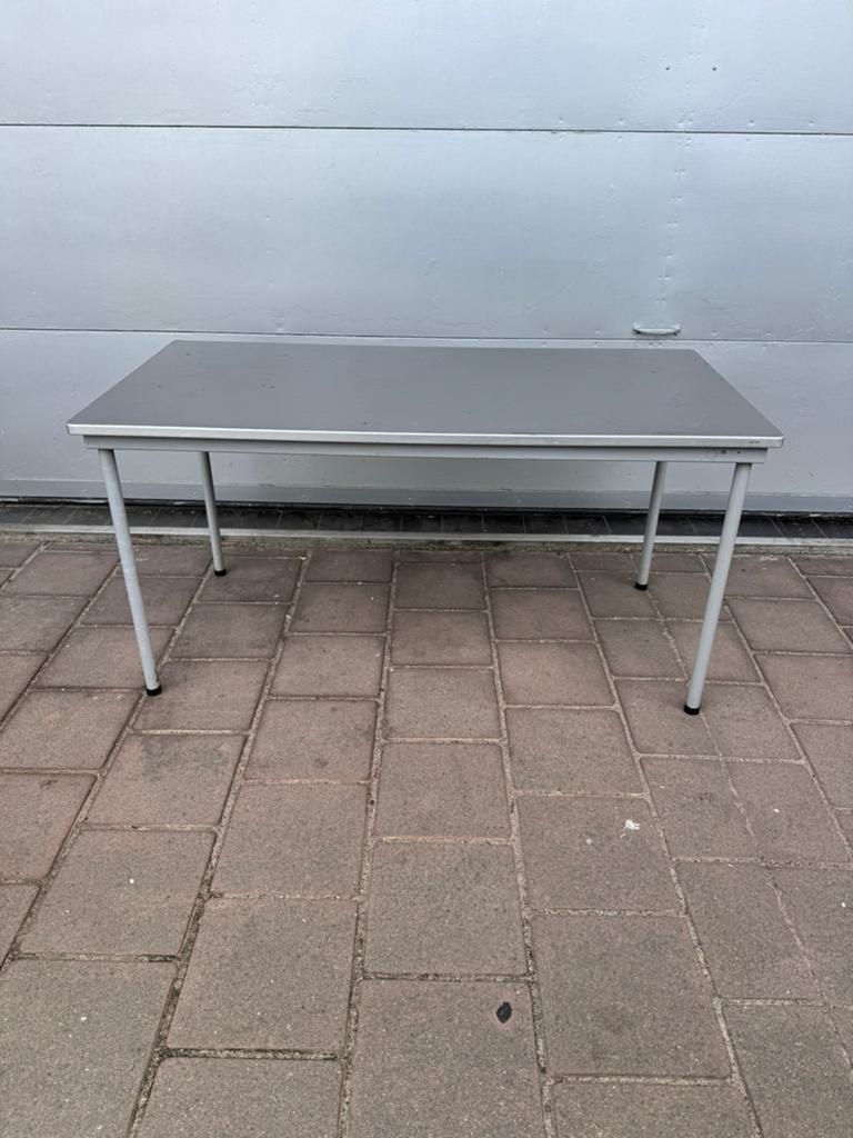Ahrend Gispen jaren 50 vintage werktafel eettafel, Huis en Inrichting, Tafels | Eettafels, Ophalen, Zo goed als nieuw, Rechthoekig