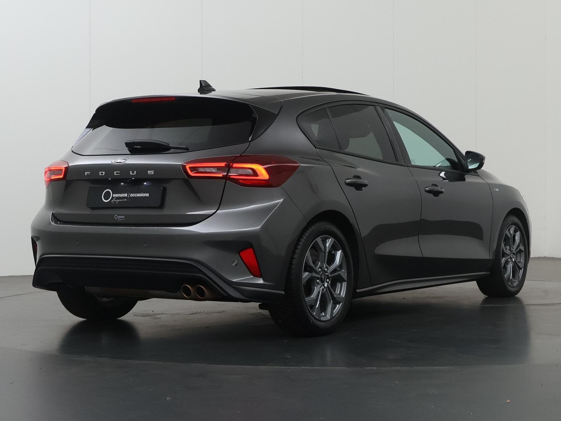 Ford Focus 1.0 EcoBoost Hybrid ST Line X | Panoramadak | Win, Auto's, Stof, Gebruikt, Automatische klimaatregeling, Bedrijf