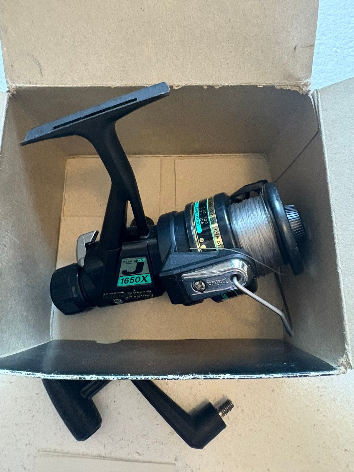 Daiwa Graphite 1650X Nieuwstaat., Ophalen of Verzenden, Zo goed als nieuw, Molen