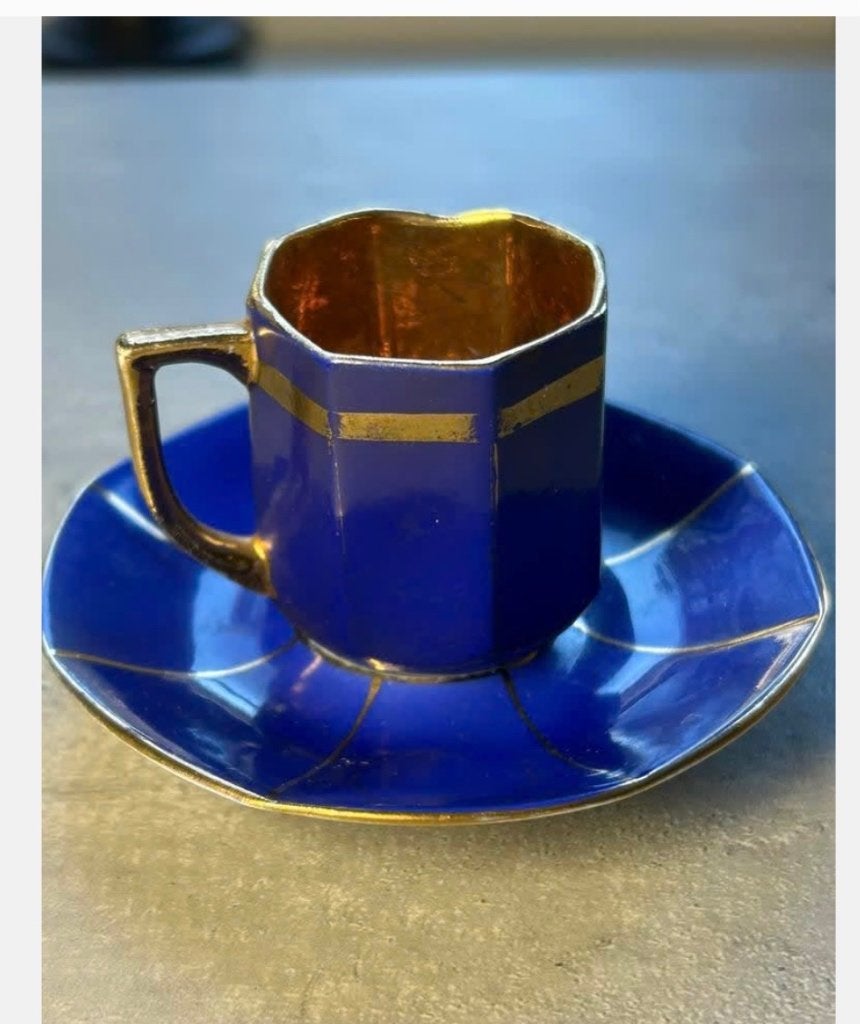 Vintage kop en schotel goudkleurige en kobalt kleur, Antiek en Kunst, Ophalen of Verzenden