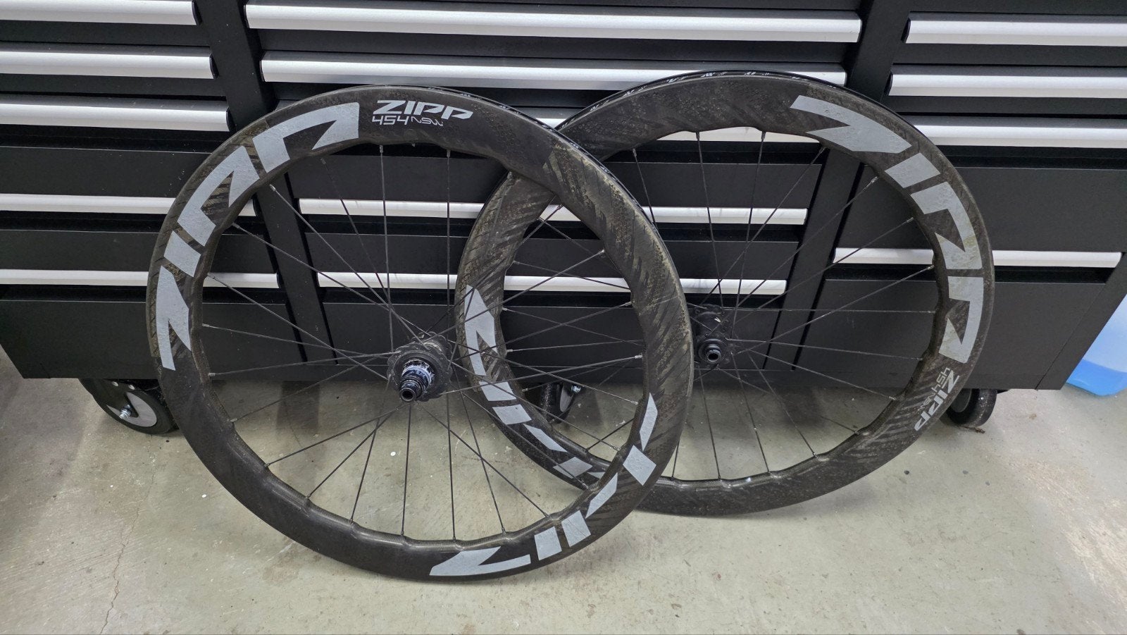 Zipp 454 NSW wielset clincher (schade achterwiel), Fietsen en Brommers, Fietsonderdelen, Wiel, Zipp, Gebruikt, Ophalen of Verzenden