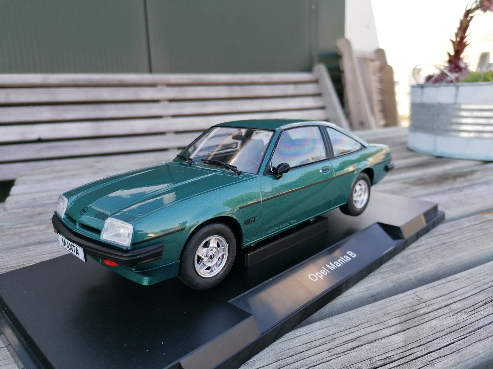 1:18 Opel Manta B GT/E 1976 Groen metallic Model Car Groep, Ophalen of Verzenden, Nieuw, Auto, Overige merken