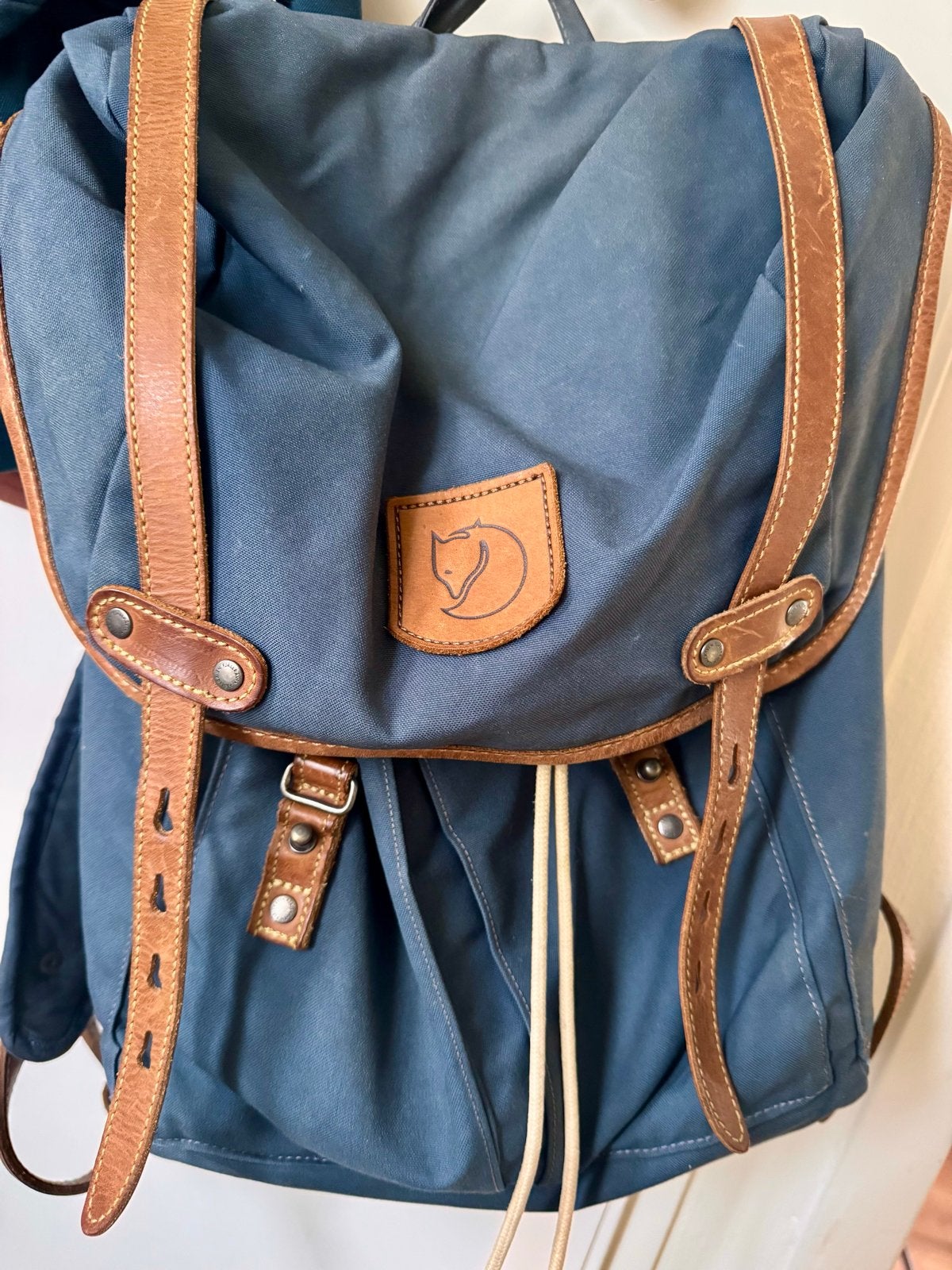 Fjällräven Rugzak Blauw met Cognac Leren Details, Ophalen of Verzenden, Gebruikt, Overige merken